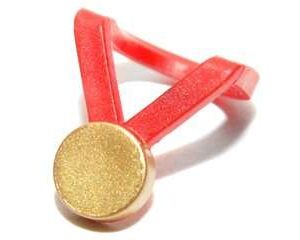 LEGO Minifigure Red Neckband with Gold Medal Pattern