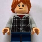 LEGO Harry Potter Ron Weasley Plaid Hoodie Minifigure from 75950
