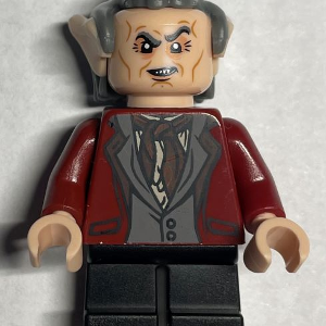 LEGO Harry Potter Griphook Dark Red Suit from 76390