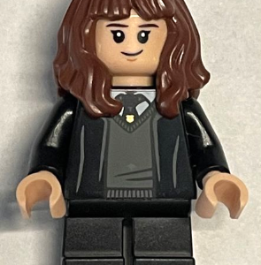 LEGO Harry Potter Hermione Granger Hogwarts Robe from 76390