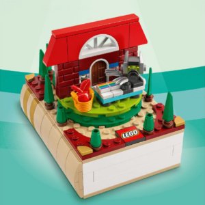 LEGO Creator Little Red Riding Hood TRU Bricktober 2021 Set 4/4 6384693